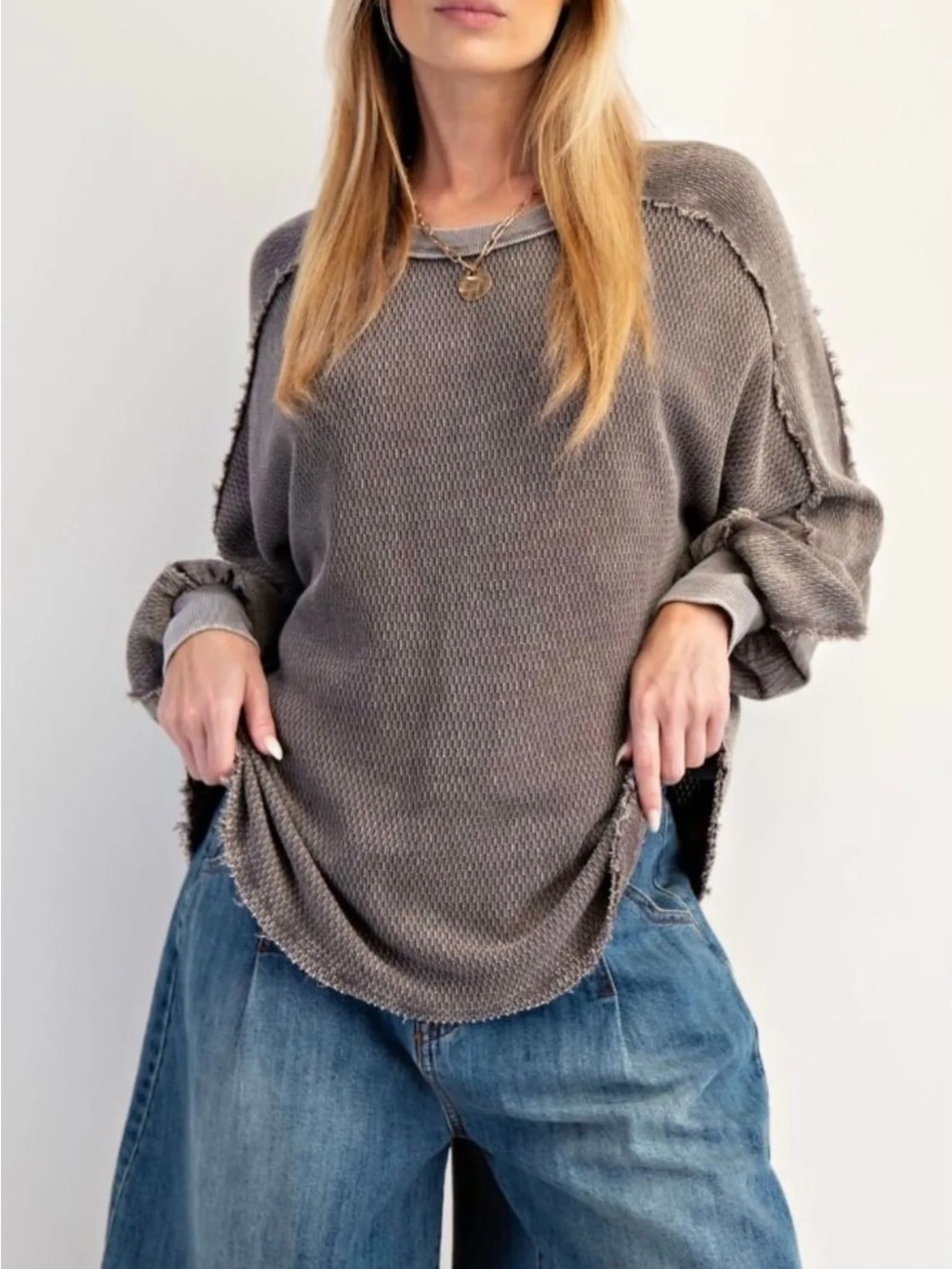Women’s Long Sleeve Raw-Edge Knit Top — Gray